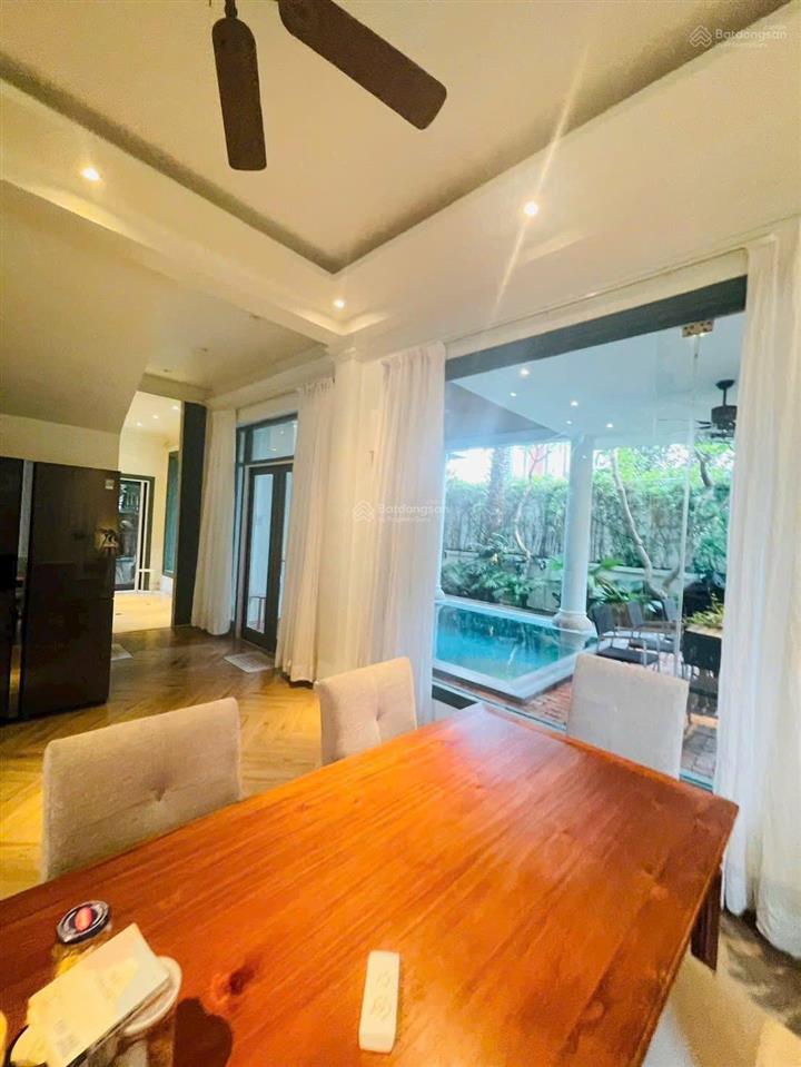 Siêu phẩm biệt thự hồ bơi thảo điền 15x20.5m  giá 119 tỷ