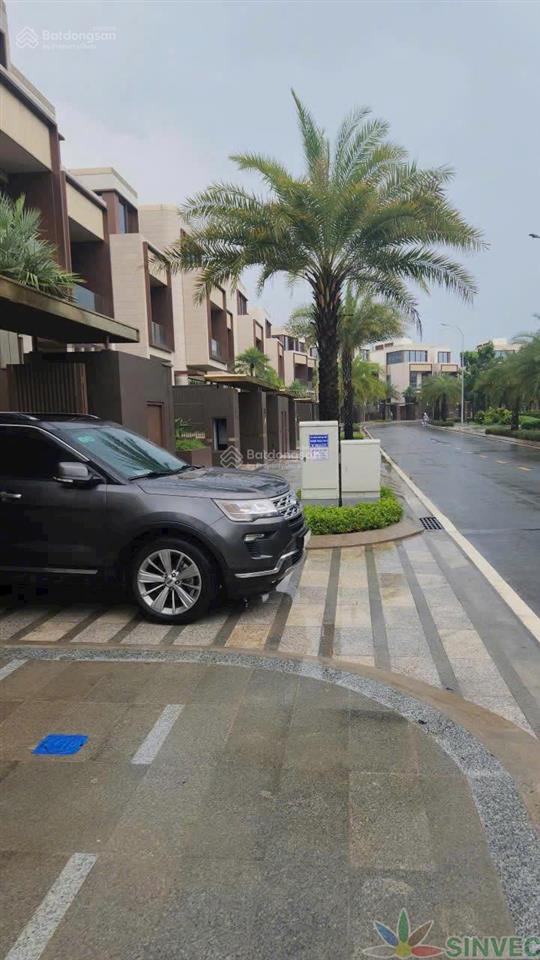 Bán dinh thự the rivus masterise homes 560m², hồ bơi, thang máy, bến du thuyền, giá 190 tỷ