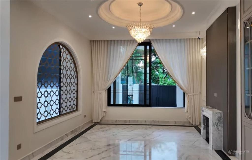 Biệt thự mới xây rất đẹp, dtsd 495m2, 5pn, có hồ bơi cao cấp, thạnh mỹ lợi, hầm 4t, chỉ 49 tỷ tl