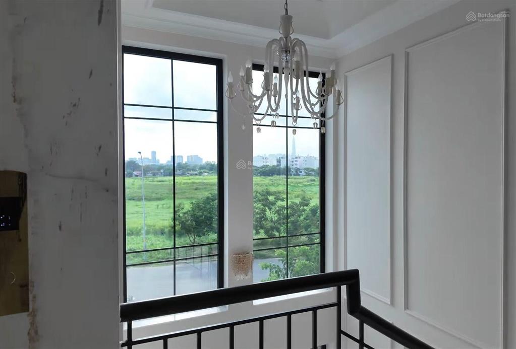 Biệt thự mới xây rất đẹp, dtsd 495m2, 5pn, có hồ bơi cao cấp, thạnh mỹ lợi, hầm 4t, chỉ 49 tỷ tl