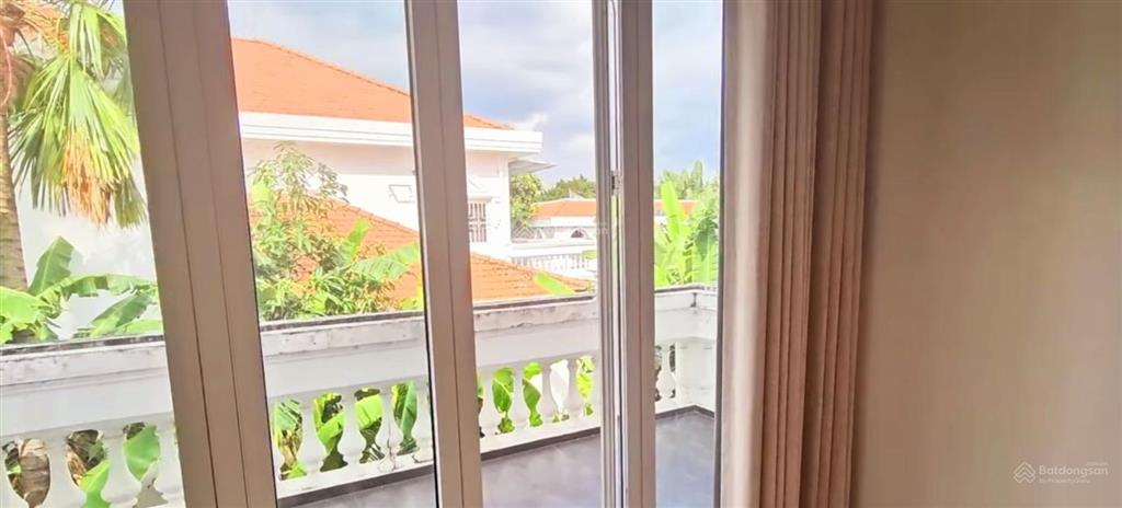 Biệt thự 820m2, 20x48, hồ bơi sân vườn, khu compound riêng tư cực kỳ an ninh, giá 175 tỷ tl