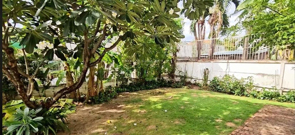 Biệt thự 820m2, 20x48, hồ bơi sân vườn, khu compound riêng tư cực kỳ an ninh, giá 175 tỷ tl