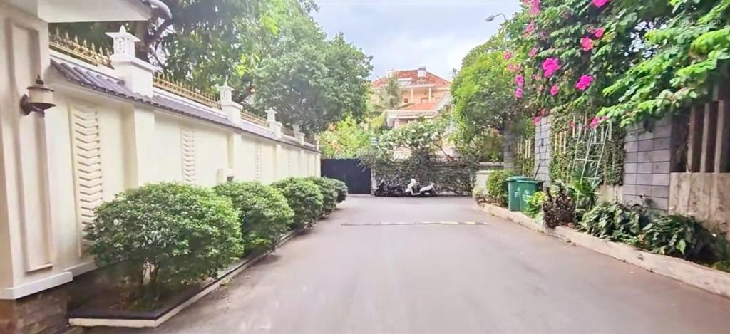 Đất xây biệt thự khu compound đường số 66 thảo điền, quận 2  dt 320m2 (16x20)  chỉ 198 tr/m2