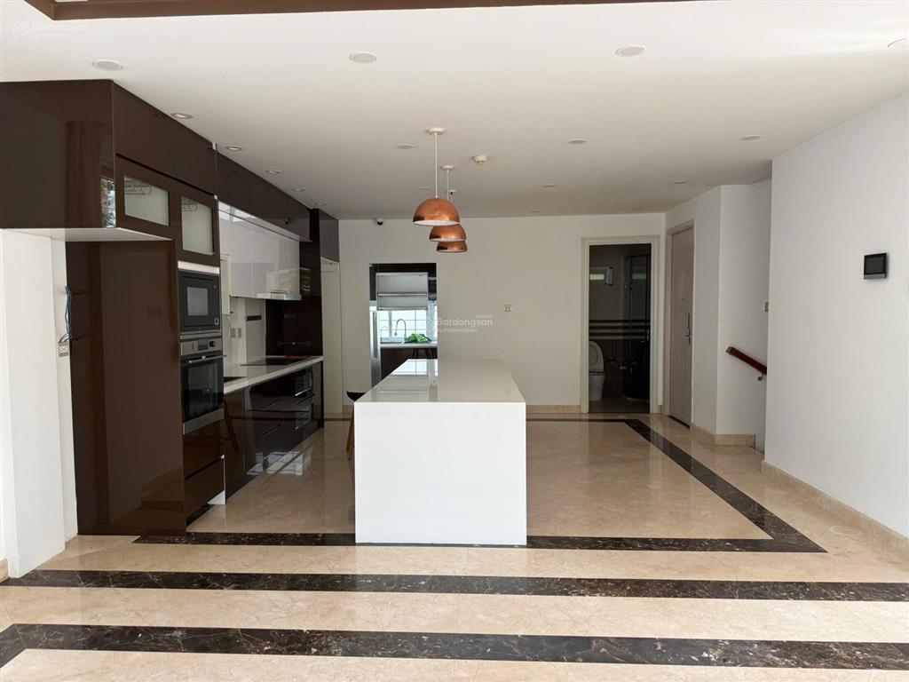 Biệt thự đẹp, góc 3 mặt thoáng, dtsd 1.000m2, 6 tầng thang máy khu vip thạnh mỹ lợi  q2, chỉ 6x tỷ