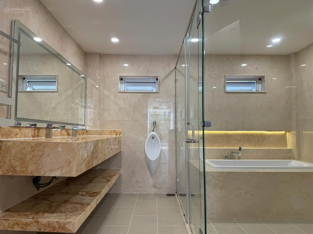 Biệt thự đẹp, góc 3 mặt thoáng, dtsd 1.000m2, 6 tầng thang máy khu vip thạnh mỹ lợi  q2, chỉ 6x tỷ