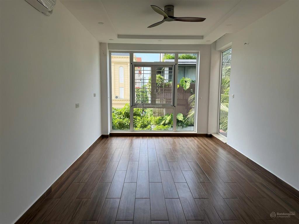 Biệt thự đẹp, góc 3 mặt thoáng, dtsd 1.000m2, 6 tầng thang máy khu vip thạnh mỹ lợi  q2, chỉ 6x tỷ