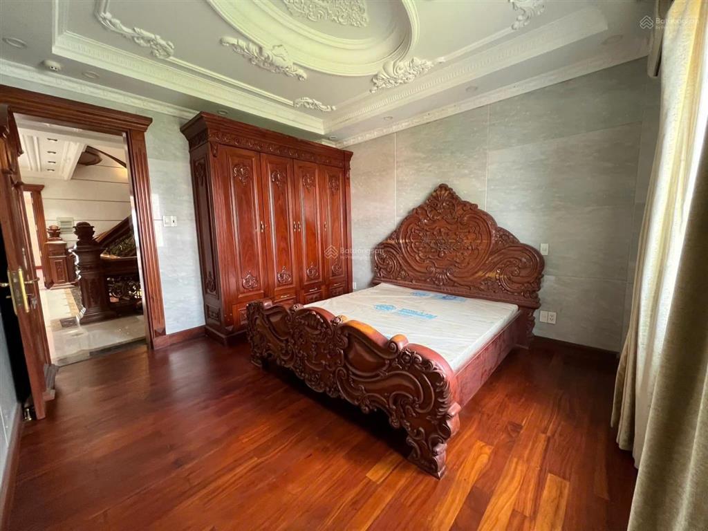 Bán biệt thự cao cấp thảo điền  phố xuân thủy  (10x26) 1 hầm 4 tầng  85 tỷ
