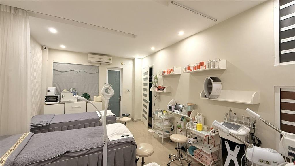 Cho thuê mặt bằng khu đô thị trung hoà nhân chính, sau trường ngôi sao