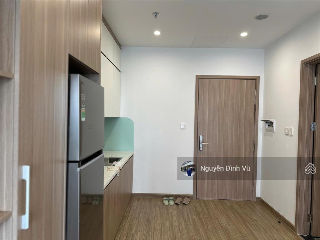 Cho thuê stu tòa p1  6tr  full đồ  tầng trung