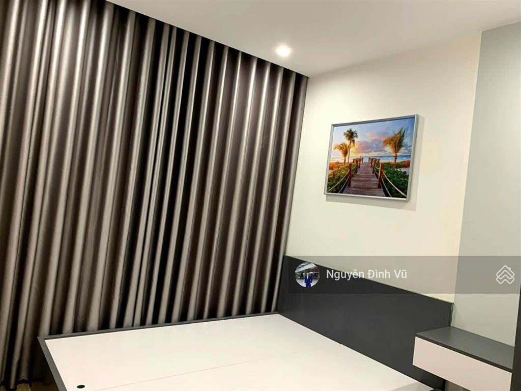 Nhà đẹp ở ngay  toà s209 trung tâm  full đồ  giá 8tr/tháng