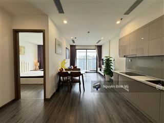 Bán căn 1pn toà r103  full đồ  nhà đẹp ở ngay  tầng trung  giá 2,98 tỷ