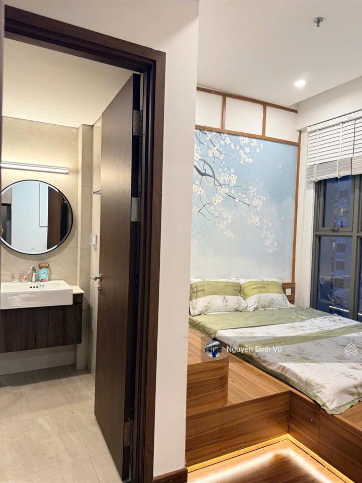 Giá siêu rẻ  căn 2pn2 toà m  view thoáng  nhà đẹp ở ngay  3,68 tỷ