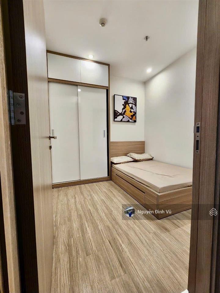 Siêu rẻ  bán gấp căn 2n1w tại tòa s209  tầng trung  nhà đẹp ở ngay  giá 2,9 tỷ