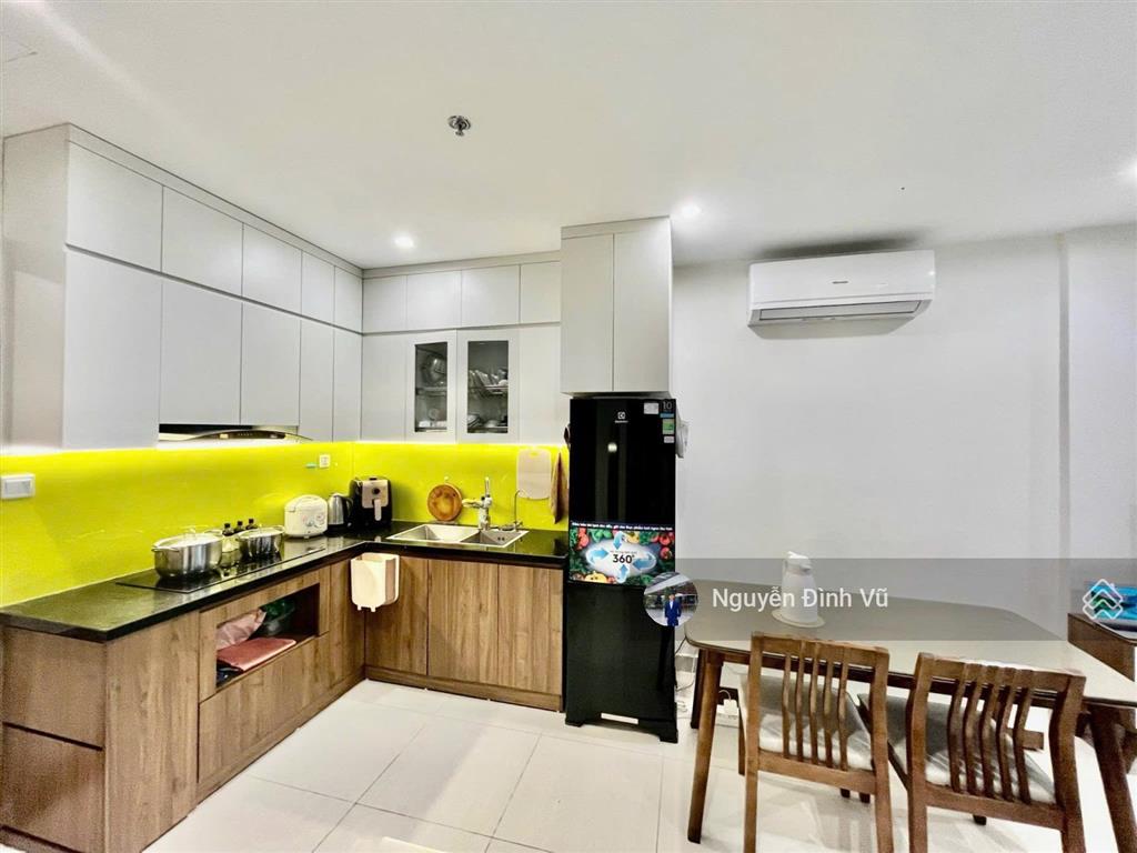Bán căn 1n+ tòa s107  nhà đẹp ở ngay  tầng trung  giá 2,65 tỷ