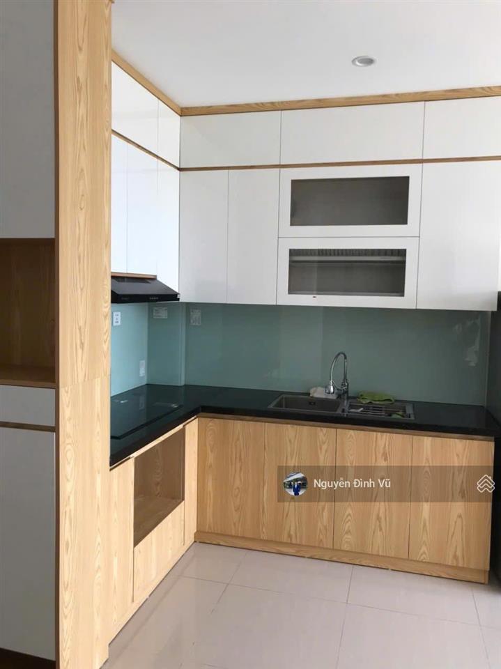 Bán căn 2n2  tòa s205  tầng trung view thoáng  full đồ ở ngay  giá 3,5 tỷ