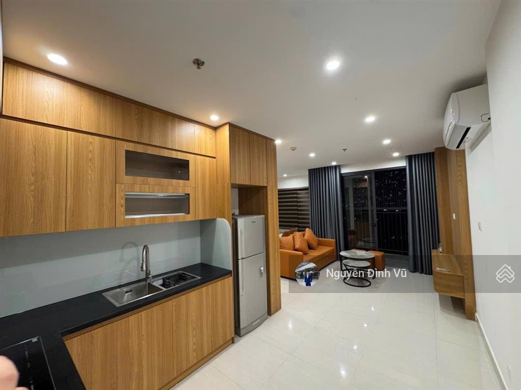 Bán căn 2n góc siêu rẻ  nhà full đồ ở ngay  tầng trung  giá 3,5 tỷ