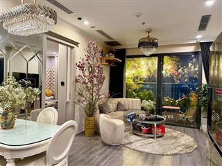 Bán căn 3pn góc  tầng trung view thoáng  nhà đẹp ở ngay  giá 5,8 tỷ