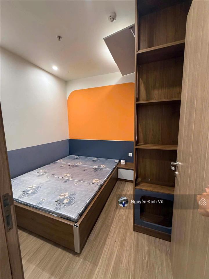 Bán căn 2n1wc  sát vin uni  nhà đẹp ở ngay  tầng trung  giá 2,65 tỷ