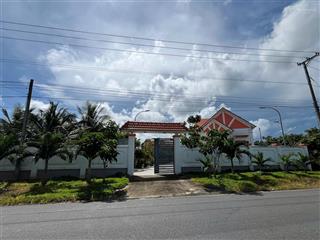 Bán biệt thự vườn có 200m2 thổ cư, vườn nhãn xuồng 12 tuổi gần suối nước nóng bình châu 0976 129 ***