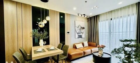View bể bơi! click xem ngay,giá cực tốt, đi xem là chốt2pn vin skylake 68m chỉ 8,x tỷ bc đn sẵn sổ