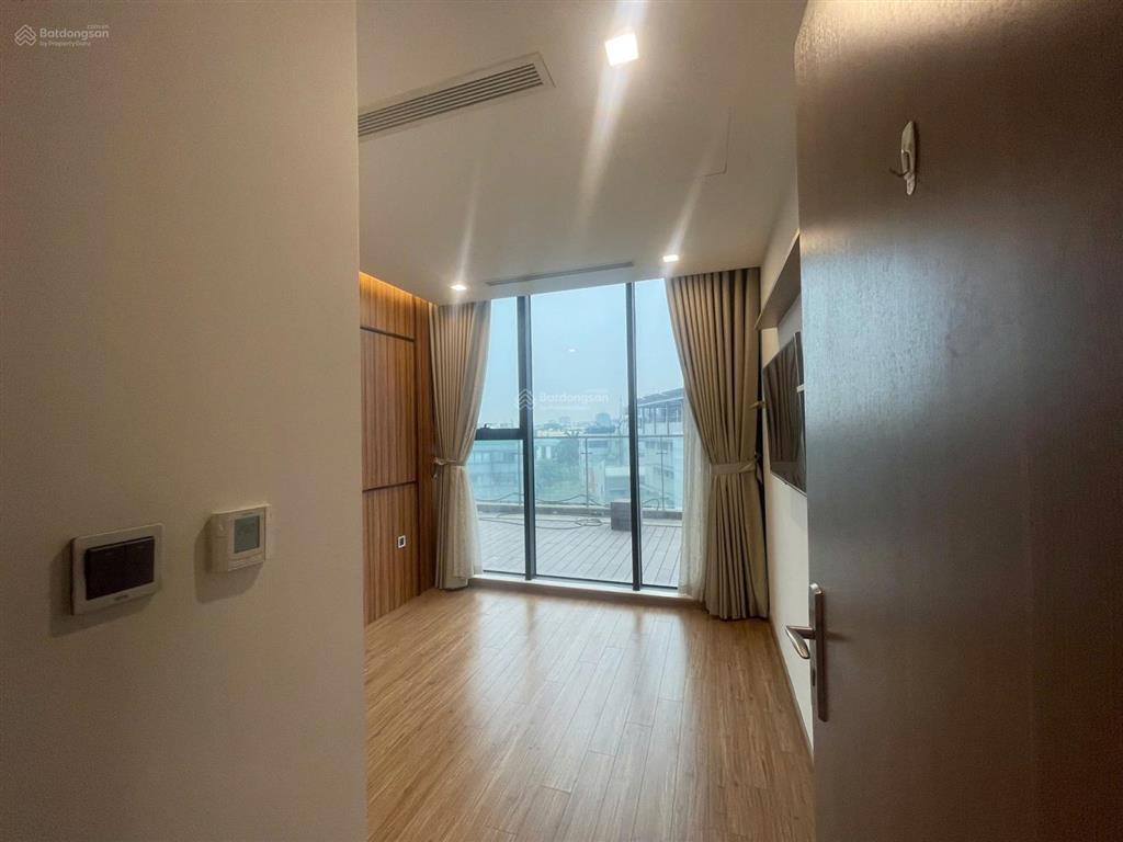 Hiếm, click đi xem ngay! 3pn vin metropolis 111m2 căn cận góc  bc đn chỉ 25,8 tỷ, cắt lỗ 500tr !