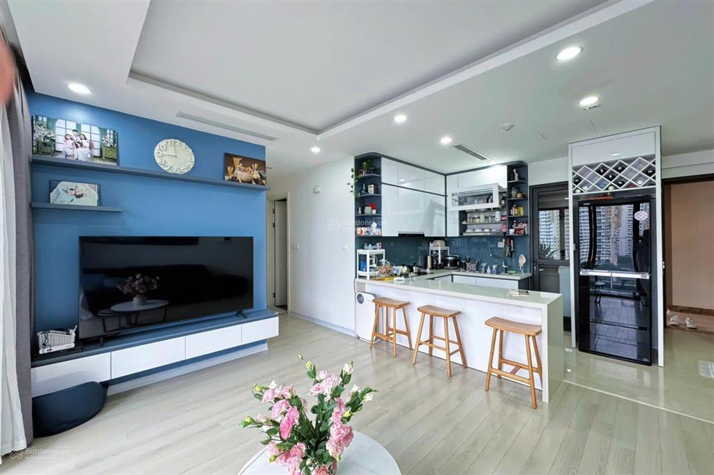 Siêu hiếm view hồ, click ngay, đi xem là chốt! 3pn vin d'capitale 87m giá chỉ 12,x tỷ ban công đn !