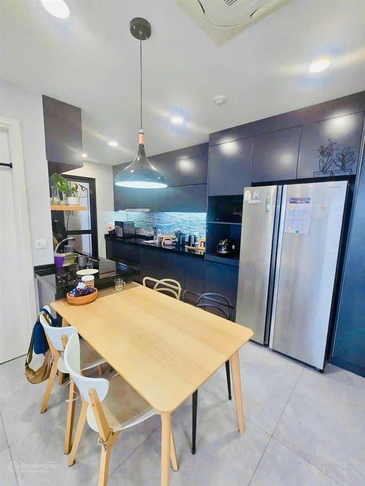 Cực hiếm! view hồ, click đi xem ngay, ưng là chốt! 3pn vin d'capitale 108,5m2 chỉ 15,x tỷ hướng đn