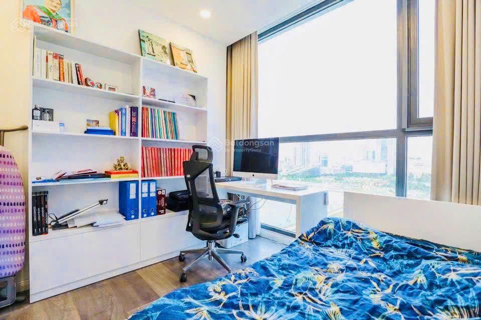 View hồ! giá tốt, click xem ngay,đi xem là ưng liền! 3pn vin skylake 91m2 hướng đn chỉ 14,x tỷ (tl)