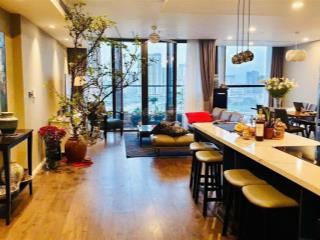 View hồ! giá tốt, click xem ngay,đi xem là ưng liền! 3pn vin skylake 91m2 hướng đn chỉ 14,x tỷ (tl)
