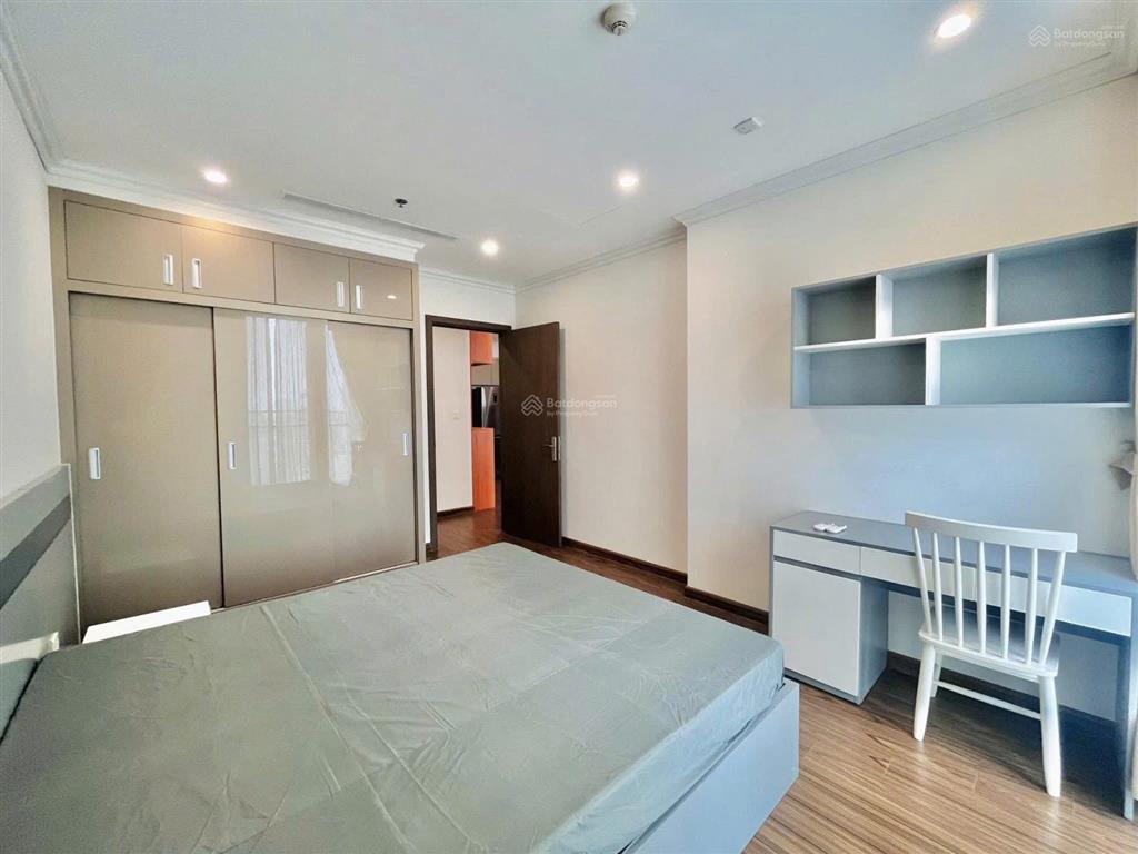 Giá cực tốt! đi xem là chốt, click xem ngay! 3pn vin w.point 90m chỉ 10,x tỷ tầng đẹp,view thoáng !