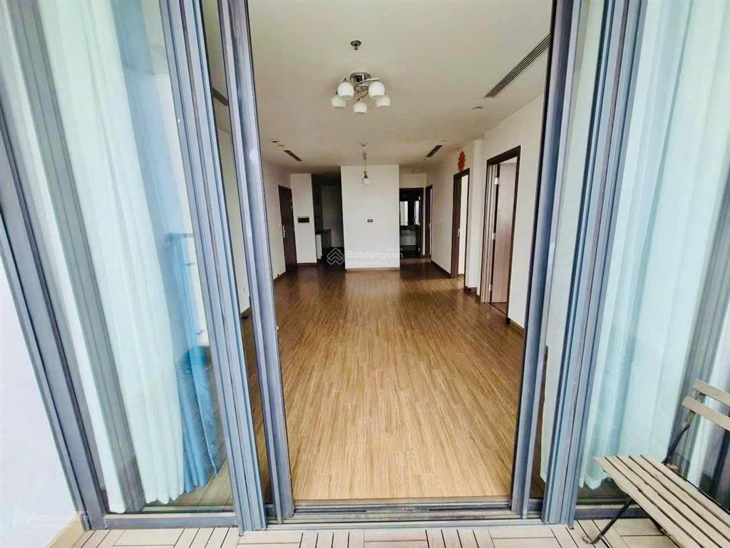 View hồ,nhà vuông vắn! đi xem là ưng chốt,click xem ngay! 3pn+1 vin skylake 110m chỉ 18,x tỷ sẵn sổ