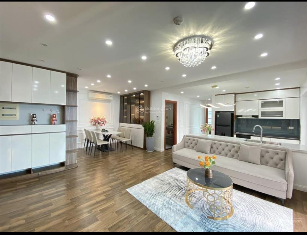 Pháp lýchứng chỉ môi giới| 3pn chỉ 8,65tỷ110m hướng đn view quảng trường nội khusân vườn, thoáng