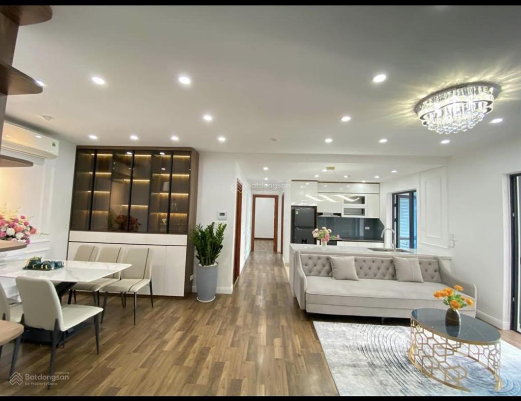 Pháp lýchứng chỉ môi giới| 3pn chỉ 8,65tỷ110m hướng đn view quảng trường nội khusân vườn, thoáng