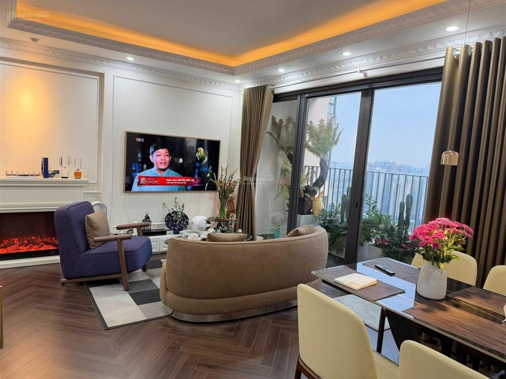 Pháp lý chuẩnccmg| 11,8 tỷ 3pn dcapitale 86,6m/95m2view hồban công đntầng caosẵn sổ