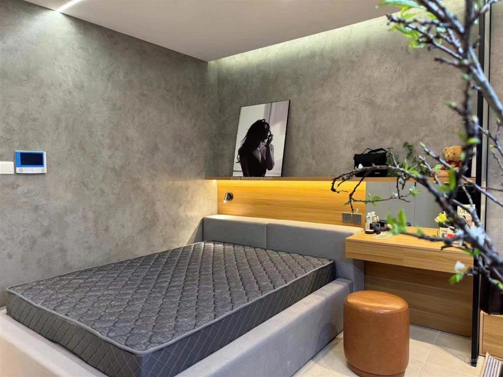 Pháp lý chuẩn  ccmg| 2pn view hồ 8,4 tỷ  dt 63/70m2 hướng đn tầng trung, sẵn sổ bán ngay!