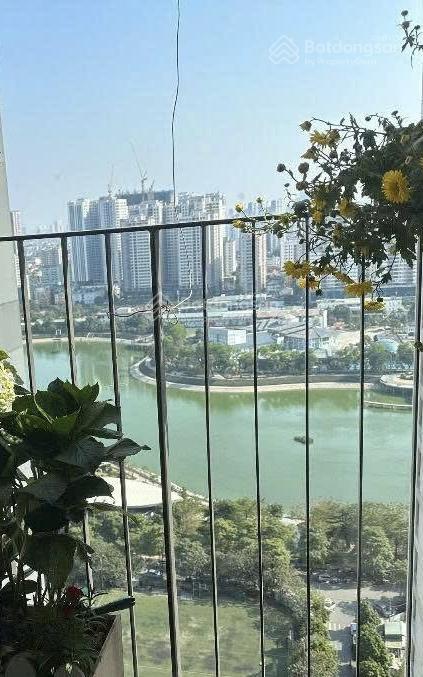 Pháp lý chuẩn  ccmg| 2pn view hồ 8,4 tỷ  dt 63/70m2 hướng đn tầng trung, sẵn sổ bán ngay!