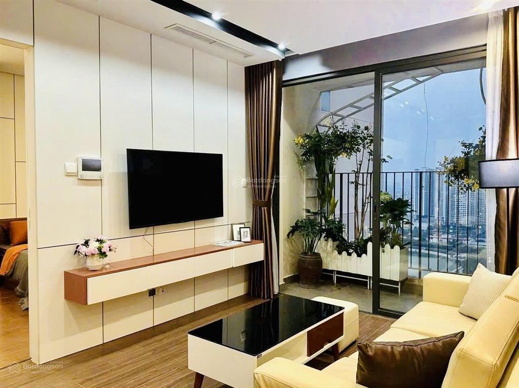 Pháp lý chuẩn  ccmg| 2pn view hồ 8,4 tỷ  dt 63/70m2 hướng đn tầng trung, sẵn sổ bán ngay!