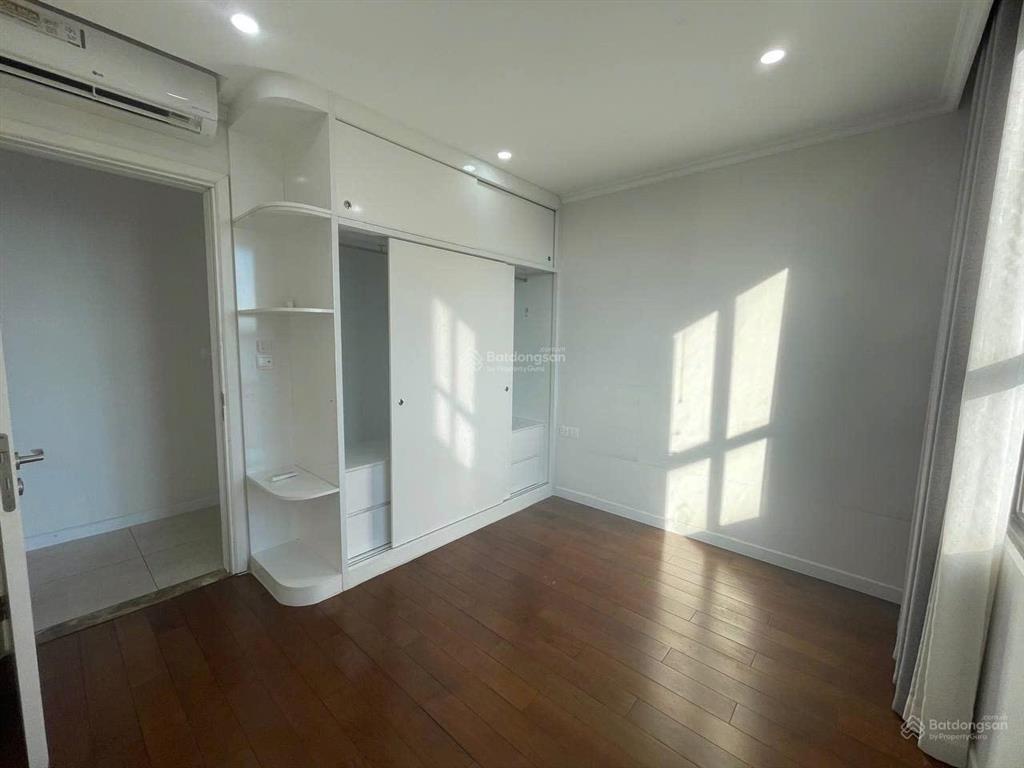 Pháp lýchứng chỉ môi giới| hot! 10,6 tỷ căn góc 3pn 99,6m2 tầng cao, phòng ngủ view hồ thoáng rộng