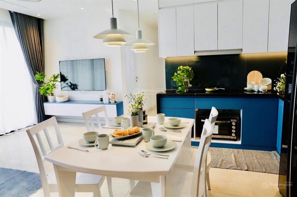 Pháp lýchứng chỉ môi giới| 12,75 tỷ 3pn nt đẹp 95m2 view thẳng hồban công đn, sẵn sổ, có slot oto