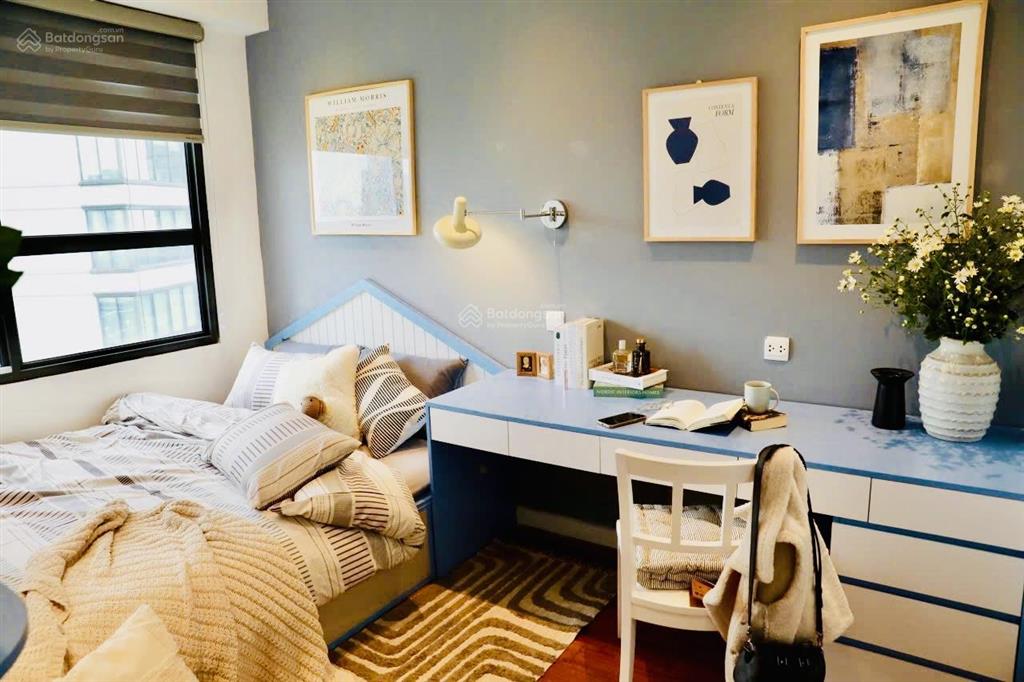 Pháp lýchứng chỉ môi giới| 12,75 tỷ 3pn nt đẹp 95m2 view thẳng hồban công đn, sẵn sổ, có slot oto