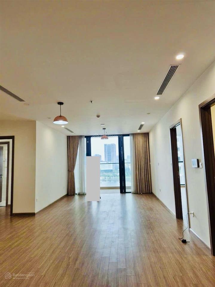 Pháp lý chuẩnccmg| 18,5 tỷ cực hiếm 4pn+1 vinhomes skylakecăn gócview hồ điều hòasẵn sổ