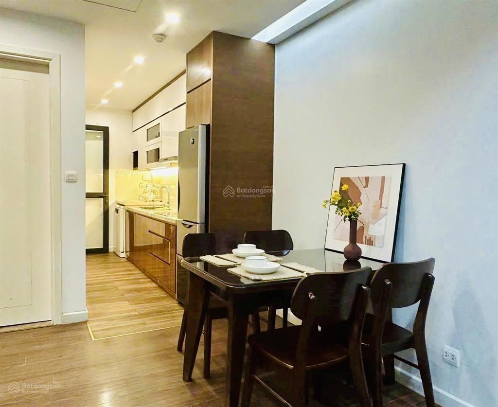 Pháp lý chuẩnccmg| 2pn vinhomes d'capitale ~71m2 view hồ full nt ban công đn sẵn sổ  8,5 tỷ