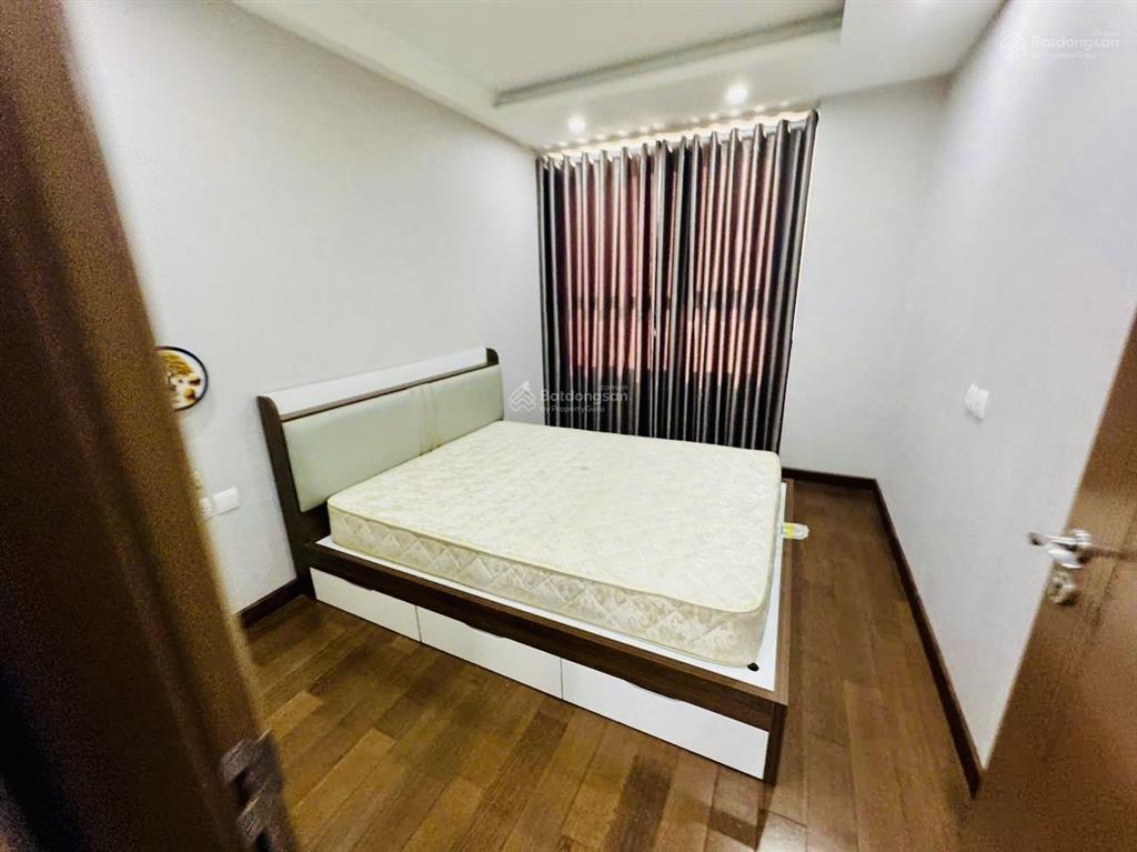 Pháp lý chuẩnccmg| 13,8 tỷ giá cực tốt3pn căn góc121m2hướng đnphòng khách rộngview keangnam !