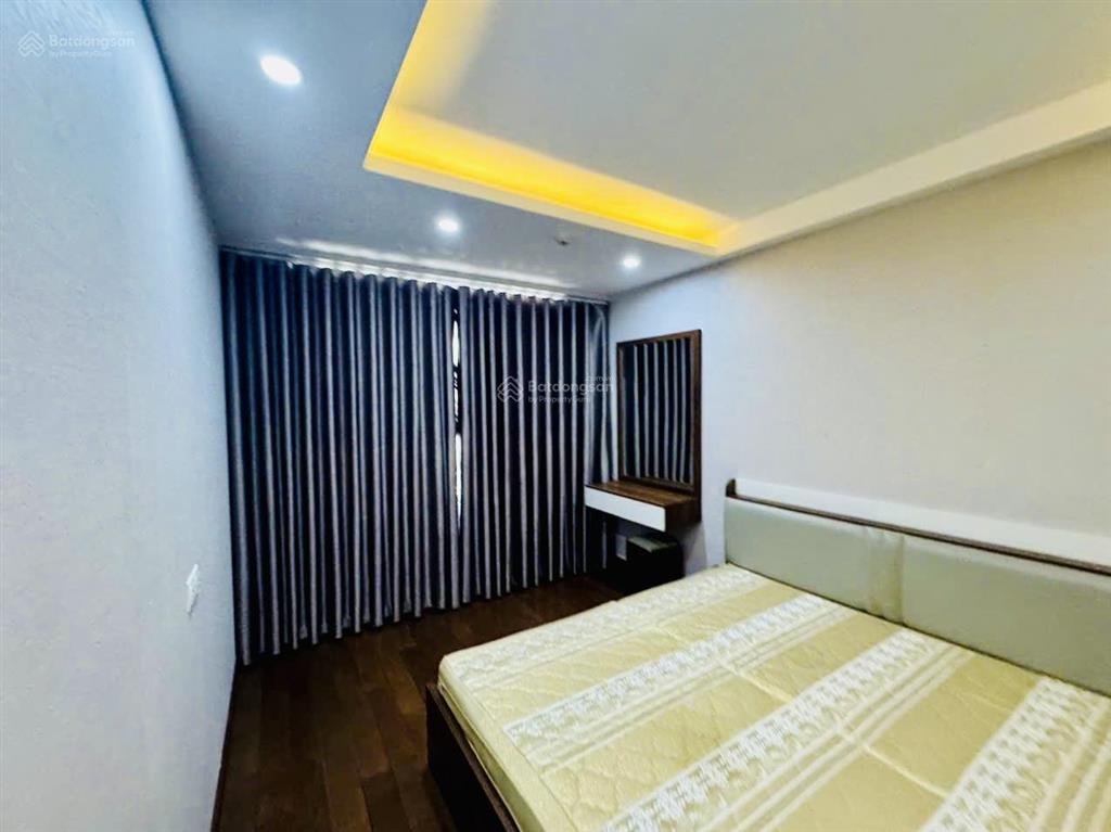 Pháp lý chuẩnccmg| 13,8 tỷ giá cực tốt3pn căn góc121m2hướng đnphòng khách rộngview keangnam !