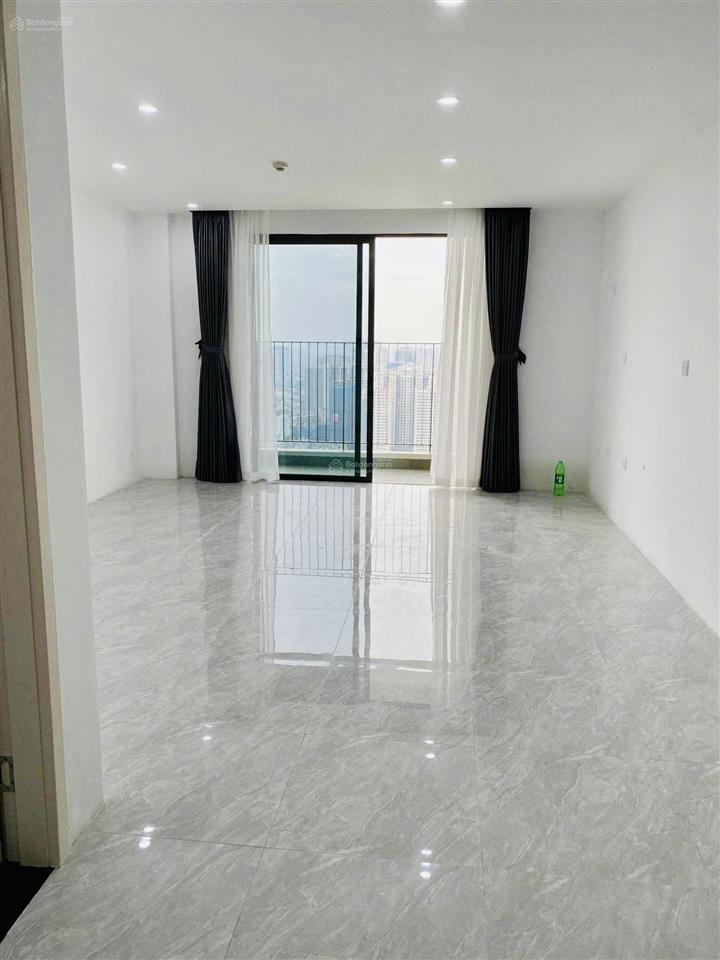 Pháp lý chuẩnccmg| 3,4 tỷ studio c2 vinhomes dcapitaleview hồbể bơiban công đnslot ô tôsẵn sổ