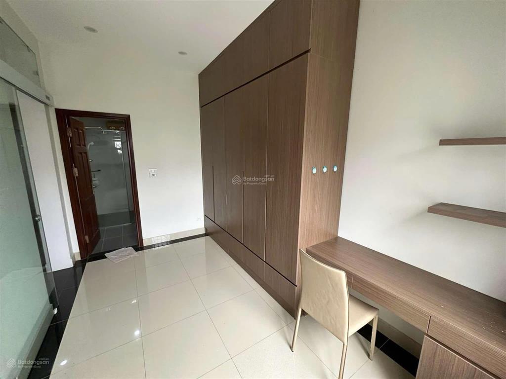 Miễn trung gian mô giới, 2022tr/tháng, cần cho thuê căn bt nhà vườn lideco plaza, vào ở được ngay