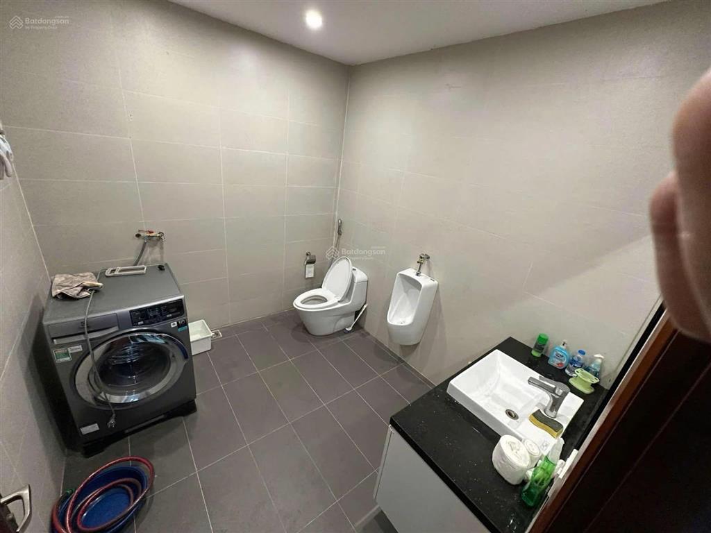 Miễn trung gian mô giới, 2022tr/tháng, cần cho thuê căn bt nhà vườn lideco plaza, vào ở được ngay