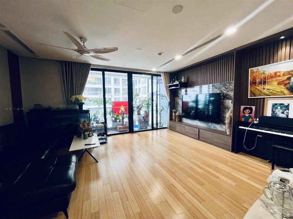 Pháp lý chuẩnccmg| chuẩn giá 9,53 tỷ the zei plaza 104,1m23pnhướng đb view nội khu/phố mỹ đình
