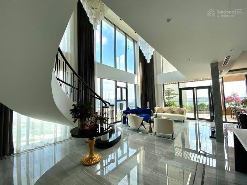 Pháp lý chuẩnccmg| hiếmpenthouse/duplex thông tầng|view hồ|336m2|sân vườn+hồ cá koi |4pn|slot oto