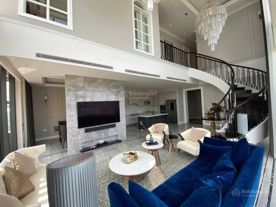 Pháp lý chuẩnccmg| hiếmpenthouse/duplex thông tầng|view hồ|336m2|sân vườn+hồ cá koi |4pn|slot oto